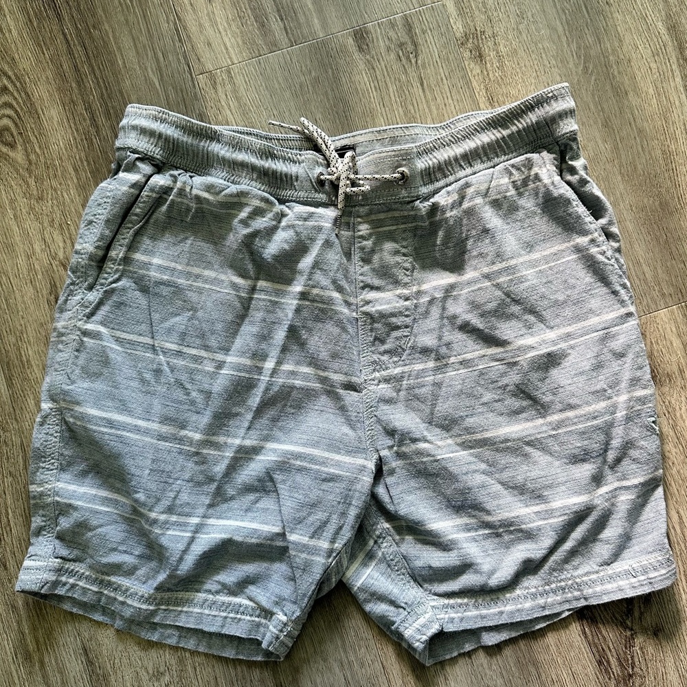 VISSLA Light Bluish Gray Casual Shorts